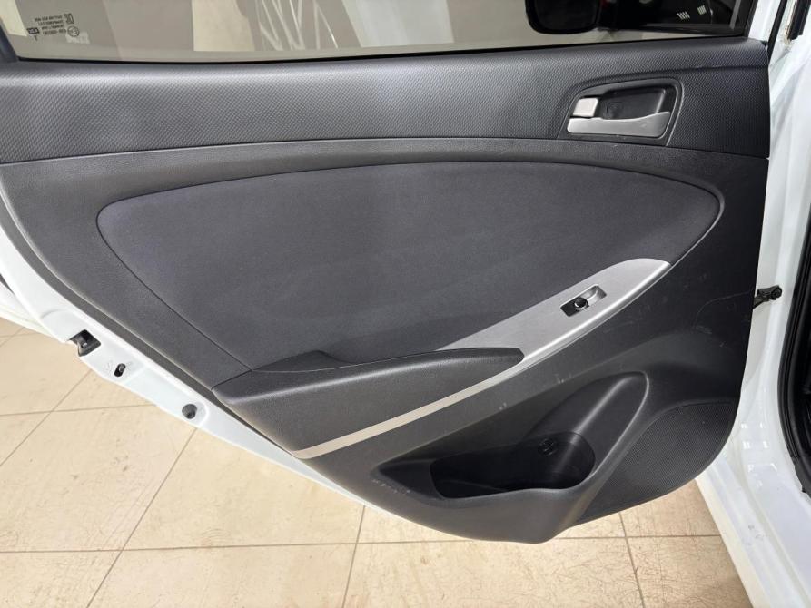 Hyundai Solaris I Рестайлинг Альметьевск  - изображение 18