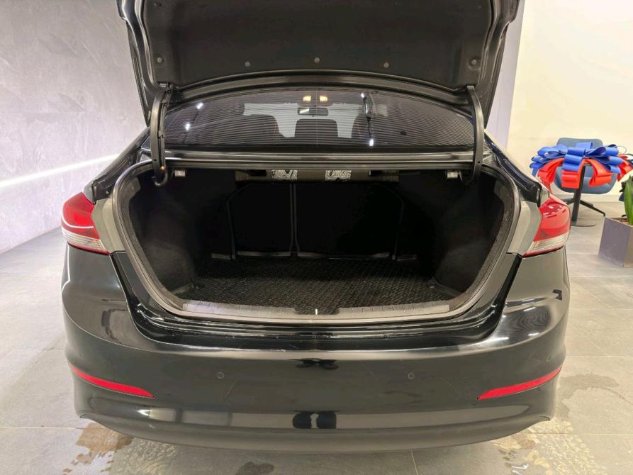 Hyundai Elantra VI (AD) Новосибирск  - изображение 6