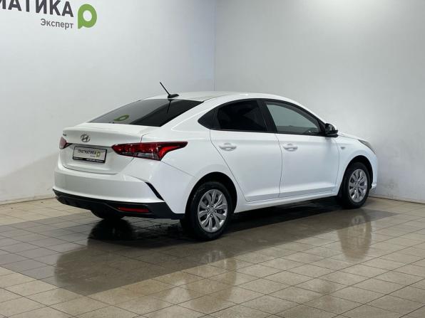 Hyundai Solaris II с пробегом 2020 года, цена 1 229 000 рублей, 133000 км, седан, Автокод Объявления
