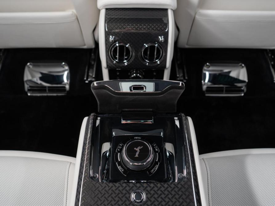 Rolls-Royce Cullinan I Рестайлинг Москва  - изображение 27