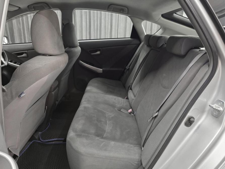 Toyota Prius III (XW30) Красноярск  - изображение 17