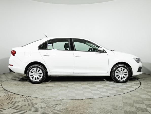 Skoda Rapid II с пробегом 2021 года, цена 1 499 700 рублей, 101483 км, лифтбек, Автокод Объявления