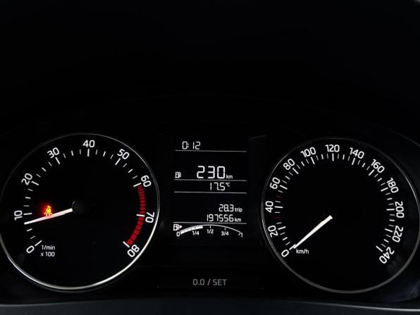 Skoda Rapid I Рестайлинг с пробегом 2017 года, цена 935 000 рублей, 197100 км, лифтбек, Автокод Объявления