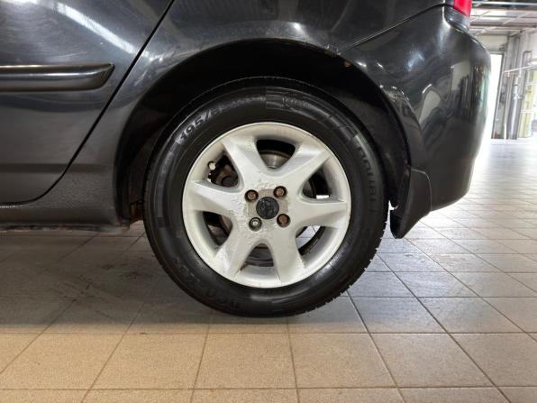 Toyota Corolla IX (E120 E130) Рестайлинг с пробегом 2005 года, цена 499 000 рублей, 250000 км, хэтчбек, Автокод Объявления