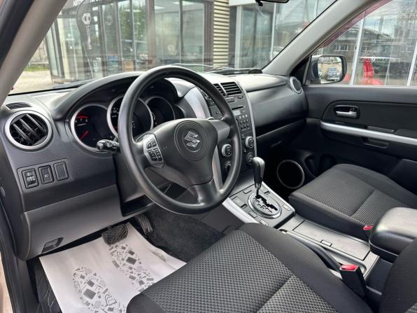 Suzuki Grand Vitara II Рестайлинг с пробегом 2011 года, цена 1 219 000 рублей, 139757 км, внедорожник, Автокод Объявления