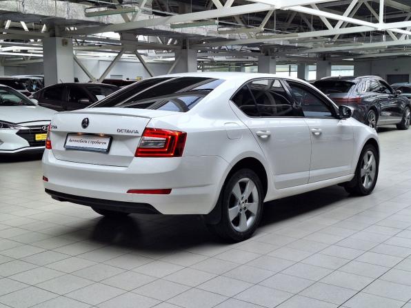 Skoda Octavia III (A7) с пробегом 2014 года, цена 1 000 000 рублей, 254419 км, лифтбек, Автокод Объявления