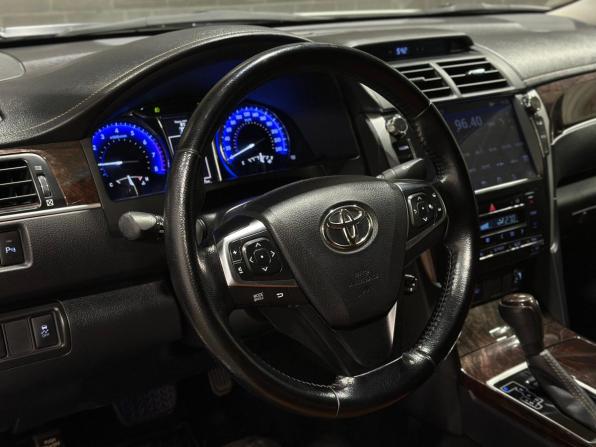 Toyota Camry VII (XV50) Рестайлинг 2 с пробегом 2017 года, цена 2 120 000 рублей, 208446 км, седан, Автокод Объявления