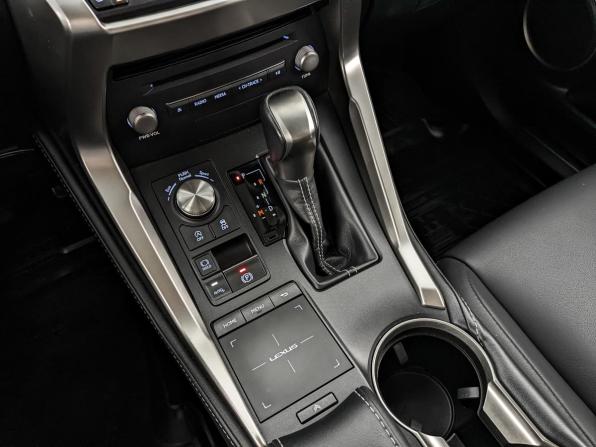 Lexus NX I Рестайлинг с пробегом 2018 года, цена 3 200 000 рублей, 122414 км, внедорожник, Автокод Объявления
