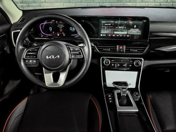 Kia Seltos II с пробегом 2026 года, цена 2 990 000 рублей, 37 км, внедорожник, Автокод Объявления