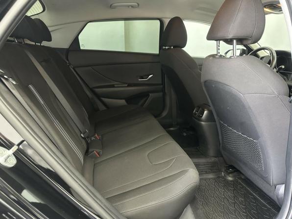 Hyundai Elantra VII (CN7) с пробегом 2021 года, цена 1 957 000 рублей, 75428 км, седан, Автокод Объявления