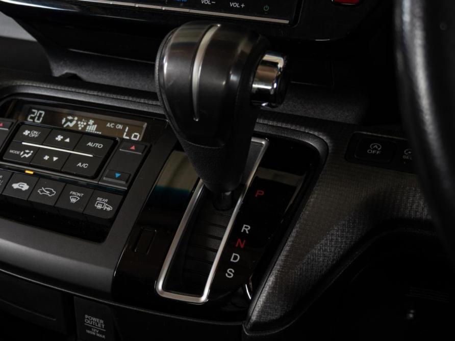 Honda Stepwgn V Рестайлинг Краснодар  - изображение 16