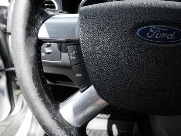 Ford Focus II Рестайлинг с пробегом 2008 года, цена 525 000 рублей, 208808 км, седан, Автокод Объявления