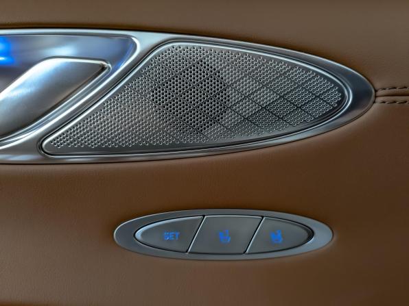 Genesis GV70 I с пробегом 2022 года, цена 4 950 000 рублей, 33134 км, внедорожник, Автокод Объявления