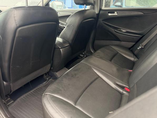 Hyundai Sonata VI (YF) с пробегом 2010 года, цена 1 050 000 рублей, 155000 км, седан, Автокод Объявления