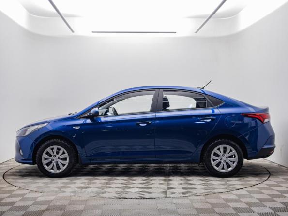 Hyundai Solaris II Рестайлинг с пробегом 2021 года, цена 1 695 000 рублей, 23972 км, седан, Автокод Объявления