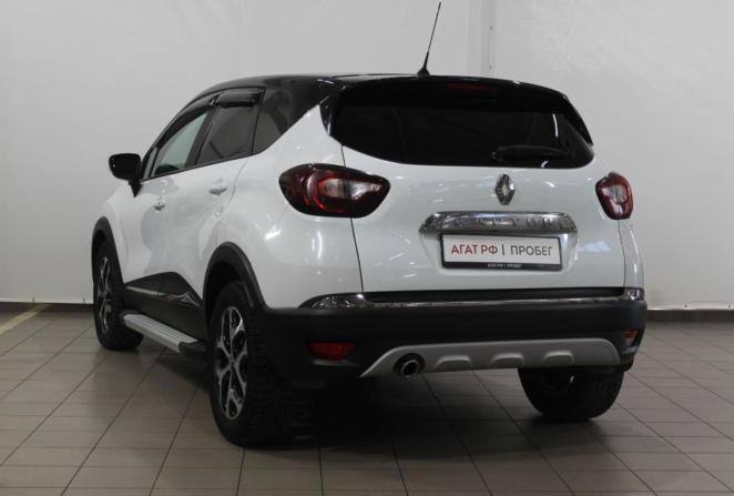 Renault Kaptur I с пробегом 2018 года, цена 1 490 000 рублей, 121394 км, внедорожник, Автокод Объявления