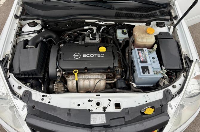 Opel Astra H Рестайлинг с пробегом 2014 года, цена 675 000 рублей, 119794 км, хэтчбек, Автокод Объявления