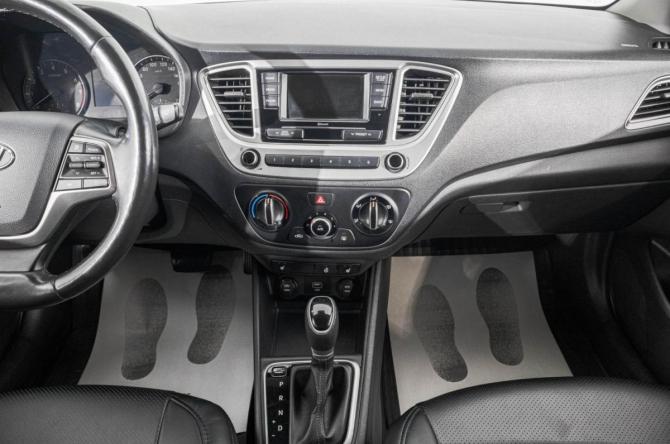Hyundai Solaris II с пробегом 2020 года, цена 1 459 000 рублей, 78000 км, седан, Автокод Объявления
