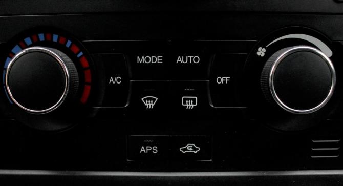 Chevrolet Captiva I Рестайлинг с пробегом 2012 года, цена 1 140 000 рублей, 207827 км, внедорожник, Автокод Объявления