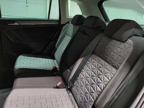 Volkswagen Tiguan II Рестайлинг с пробегом 2021 года, цена 3 050 000 рублей, 133637 км, внедорожник, Автокод Объявления