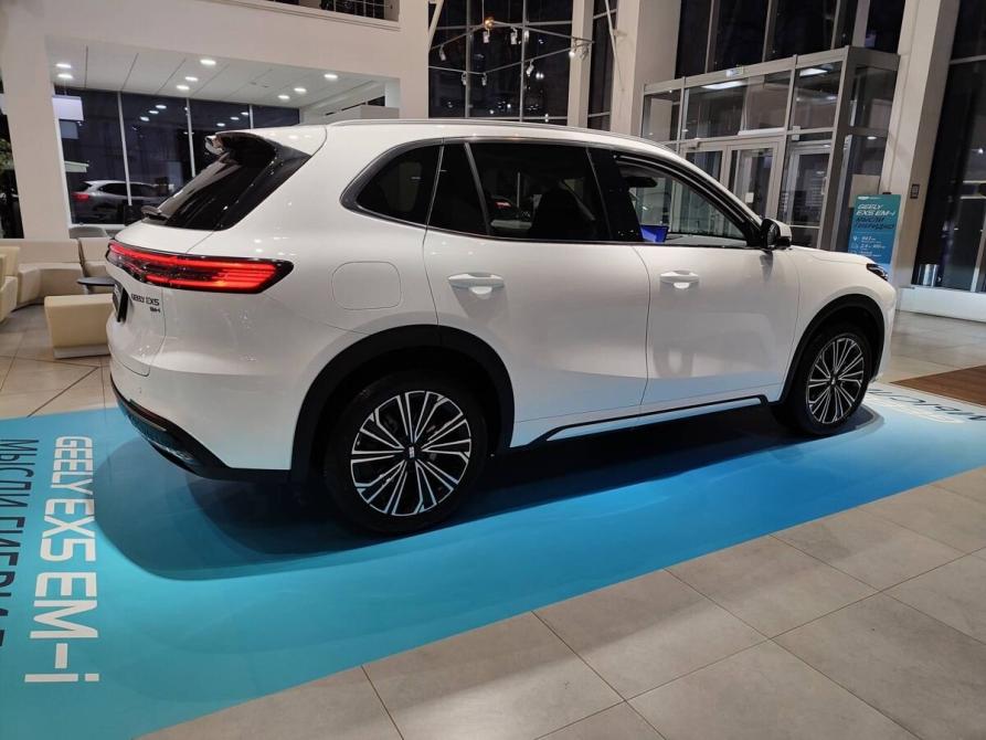 Geely EX5 EM-i Брянск  - изображение 4