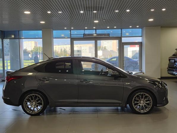 Hyundai Solaris II Рестайлинг с пробегом 2021 года, цена 1 595 000 рублей, 78789 км, седан, Автокод Объявления