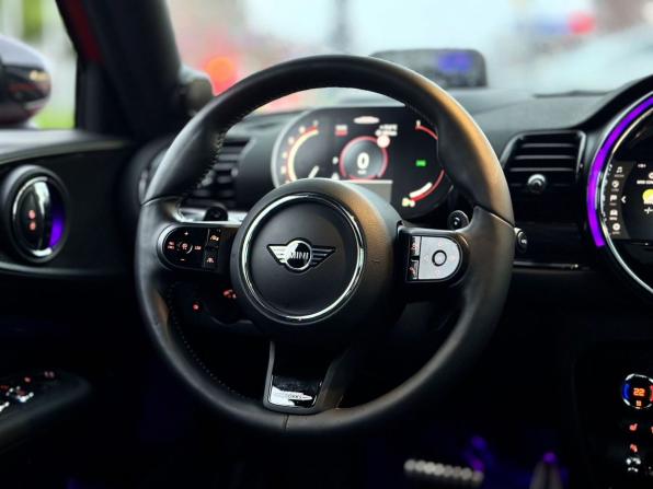 Mini Clubman II Рестайлинг с пробегом 2022 года, цена 3 790 000 рублей, 63302 км, универсал, Автокод Объявления