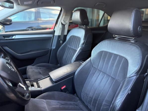 Skoda Superb III с пробегом 2015 года, цена 1 250 000 рублей, 349729 км, лифтбек, Автокод Объявления