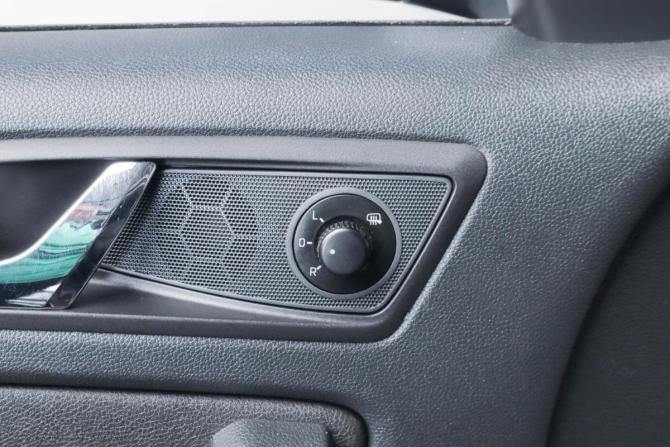 Skoda Yeti I Рестайлинг с пробегом 2014 года, цена 1 059 000 рублей, 184842 км, внедорожник, Автокод Объявления