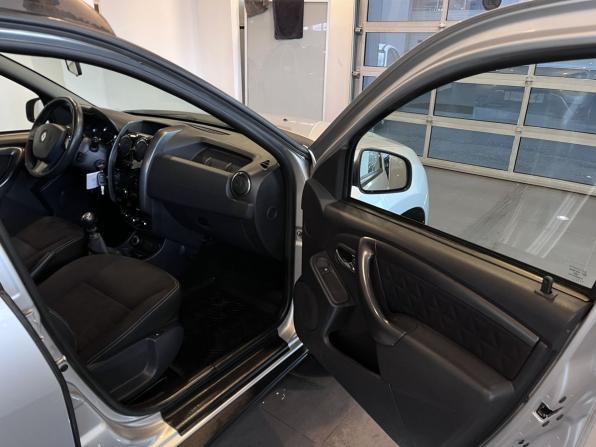 Renault Duster I Рестайлинг с пробегом 2015 года, цена 1 231 000 рублей, 141164 км, внедорожник, Автокод Объявления