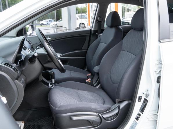 Hyundai Solaris I с пробегом 2013 года, цена 949 000 рублей, 184926 км, седан, Автокод Объявления