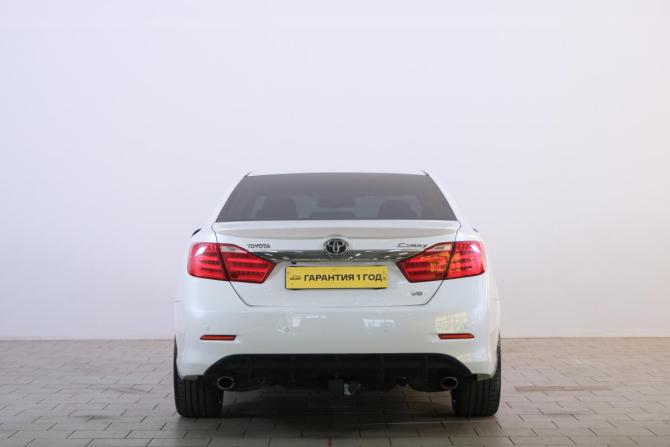 Toyota Camry VII (XV50) с пробегом 2014 года, цена 1 879 000 рублей, 178000 км, седан, Автокод Объявления