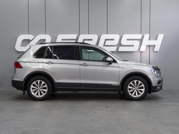 Volkswagen Tiguan II с пробегом 2018 года, цена 1 908 000 рублей, 92716 км, внедорожник, Автокод Объявления