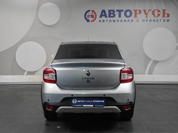 Renault Logan II Рестайлинг с пробегом 2022 года, цена 1 209 000 рублей, 63710 км, седан, Автокод Объявления