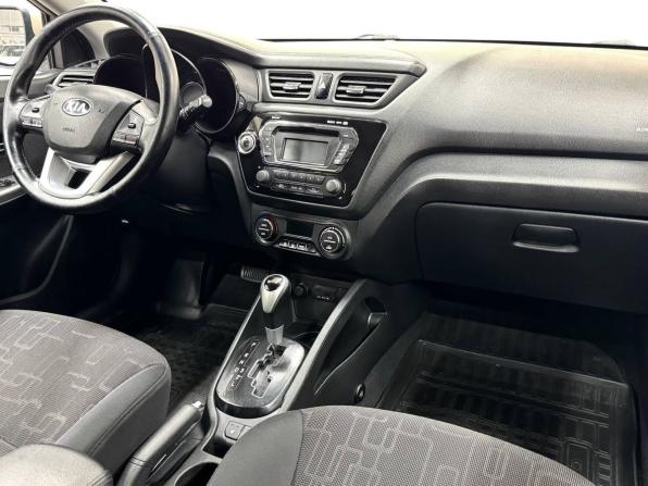 Kia Rio III с пробегом 2013 года, цена 949 900 рублей, 174000 км, хэтчбек, Автокод Объявления