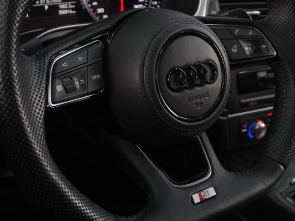 Audi A6 IV (C7) Рестайлинг с пробегом 2017 года, цена 2 339 000 рублей, 256914 км, седан, Автокод Объявления
