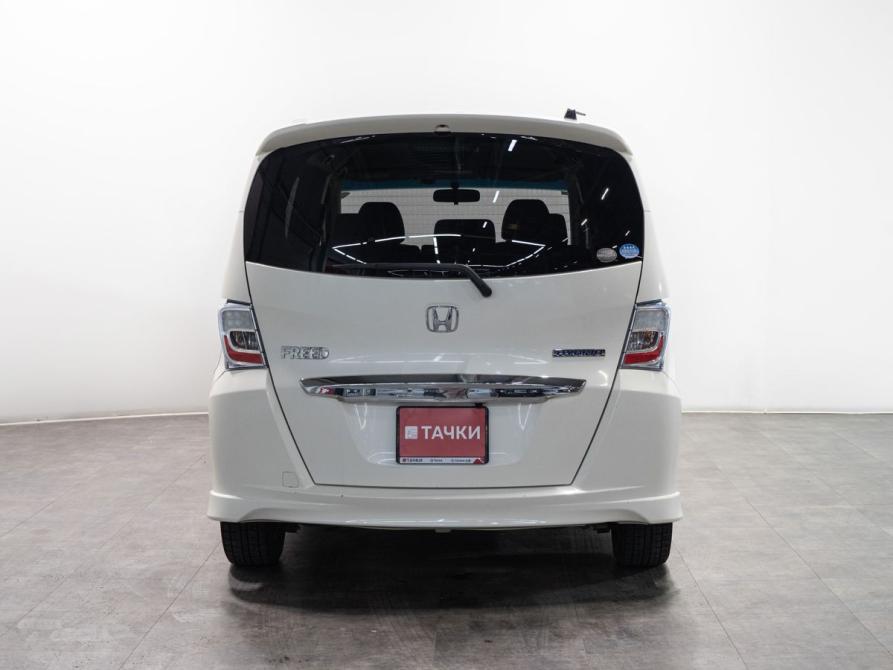 Honda Freed I Рестайлинг Чита  - изображение 4