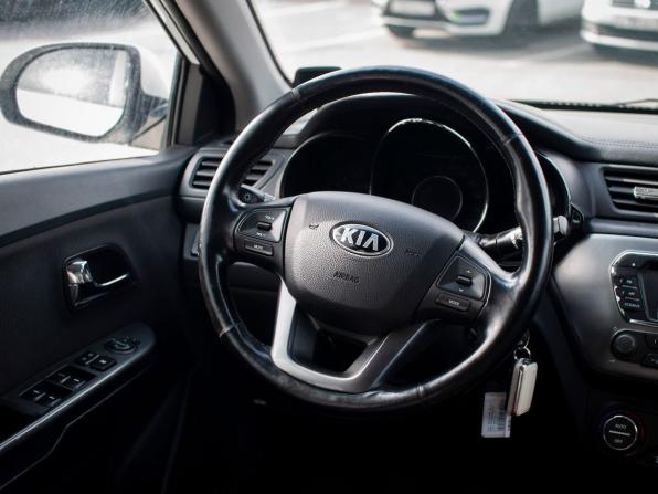 Kia Rio III с пробегом 2013 года, цена 770 000 рублей, 182114 км, седан, Автокод Объявления