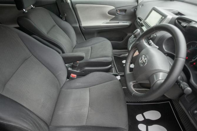 Toyota Wish II с пробегом 2010 года, цена 1 149 000 рублей, 185000 км, минивэн, Автокод Объявления