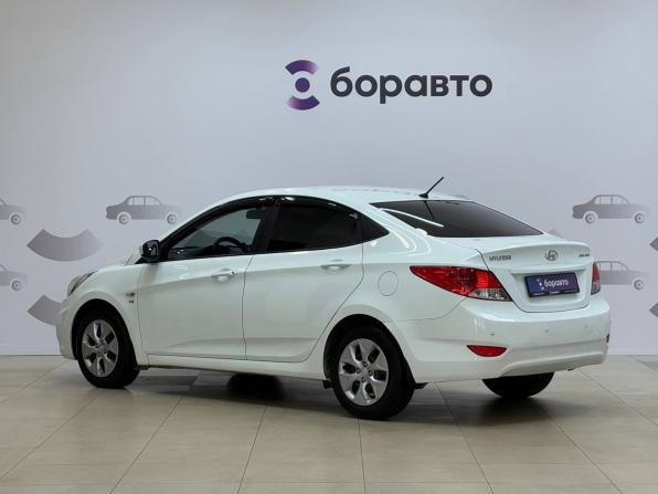 Hyundai Solaris I с пробегом 2013 года, цена 960 000 рублей, 190076 км, седан, Автокод Объявления