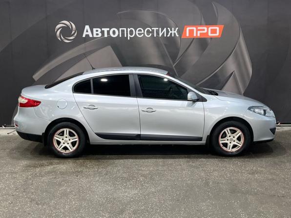Renault Fluence I Рестайлинг с пробегом 2013 года, цена 484 000 рублей, 218010 км, седан, Автокод Объявления