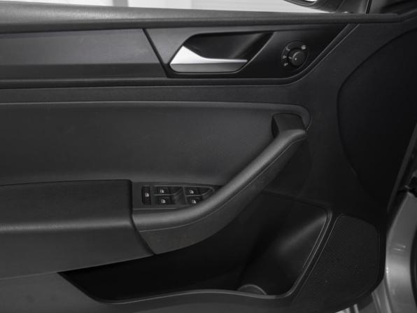 Volkswagen Polo VI с пробегом 2021 года, цена 1 620 000 рублей, 40489 км, лифтбек, Автокод Объявления