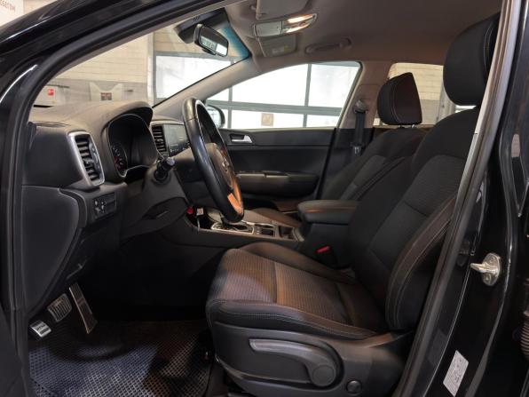 Kia Sportage IV Рестайлинг с пробегом 2021 года, цена 1 899 000 рублей, 156459 км, внедорожник, Автокод Объявления