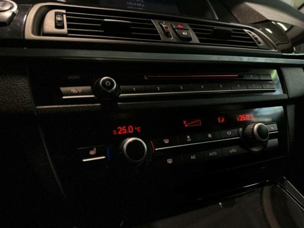 BMW 5 серии VI (F10/F11/F07) Рестайлинг с пробегом 2013 года, цена 1 785 000 рублей, 242385 км, седан, Автокод Объявления