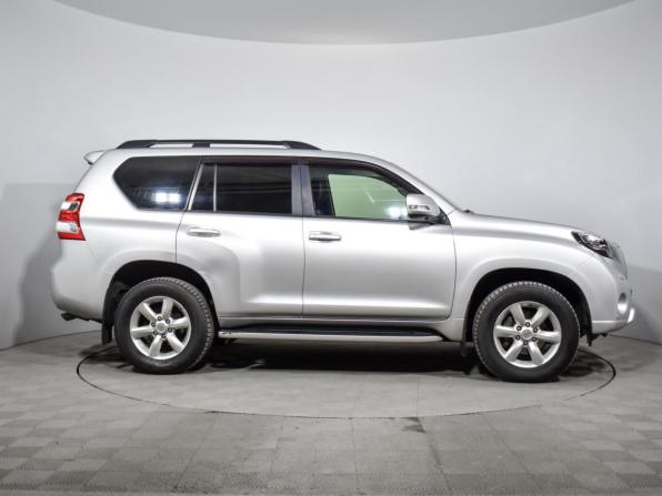 Toyota Land Cruiser Prado 150 Series Рестайлинг 1 с пробегом 2014 года, цена 3 230 000 рублей, 193187 км, внедорожник, Автокод Объявления