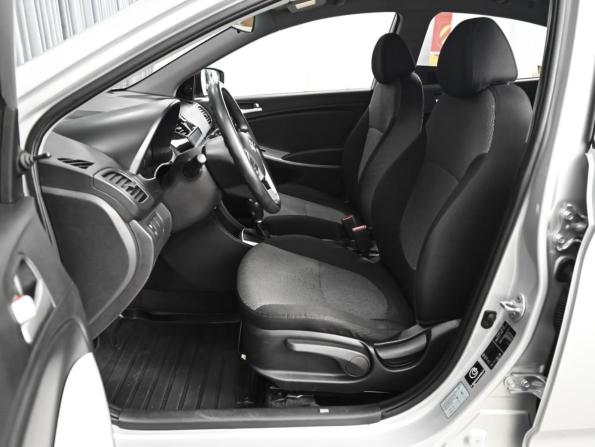 Hyundai Solaris I с пробегом 2013 года, цена 748 000 рублей, 179321 км, седан, Автокод Объявления