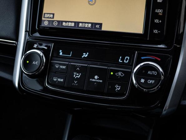 Toyota Corolla XI (E160 E170) Рестайлинг 2 с пробегом 2019 года, цена 1 650 000 рублей, 67630 км, универсал, Автокод Объявления