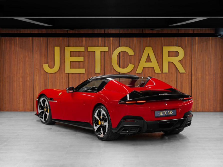 Ferrari 12Cilindri Москва  - изображение 6