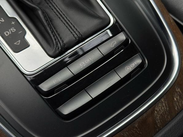 Audi Q5 I (8R) Рестайлинг с пробегом 2013 года, цена 2 279 000 рублей, 114411 км, внедорожник, Автокод Объявления