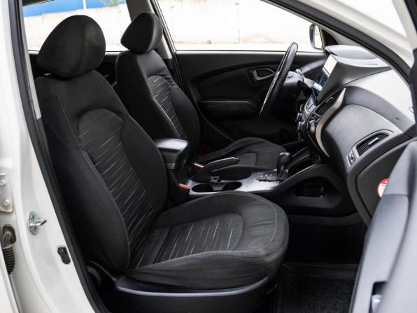 Hyundai ix35 I Рестайлинг с пробегом 2013 года, цена 1 280 000 рублей, 218560 км, внедорожник, Автокод Объявления